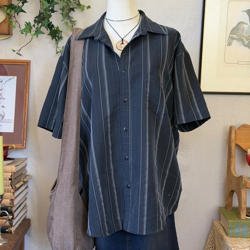 Black Grey Striped button up Shirt Oversized Indie Grunge Y2K L faded skater